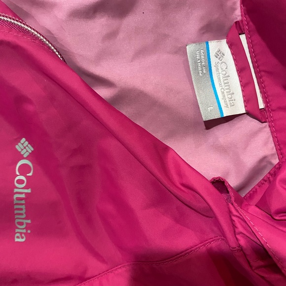 Womens Columbia windbreaker! - Picture 2 of 5
